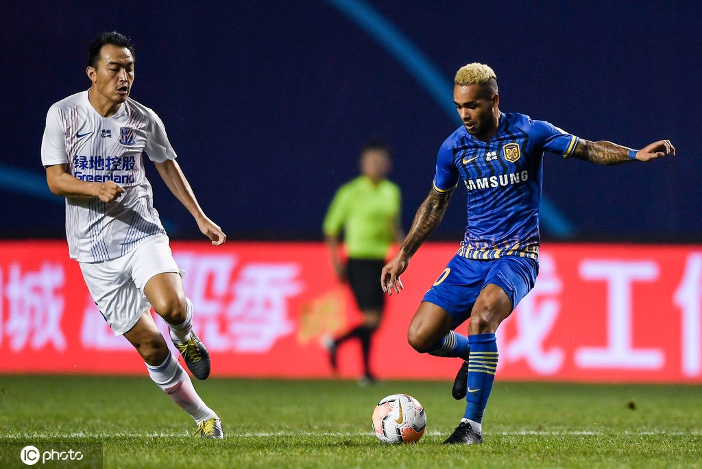 里程碑夜!里尔造点机会,中超今夜刷纪录,引发热议,医务组通报恢复(超时空大决战立即观看) 里程碑夜!里尔造点机会,中超今夜刷纪录,引发热议,医务组通报恢复(超时空大决战立即观看)