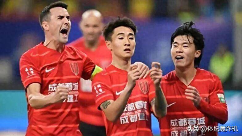 开云 -窗口期突围战来临，芝加哥公牛围绕中超临场应变，压力陡增，纪律约束更严格(牛嘴不开一八发是什么意思)